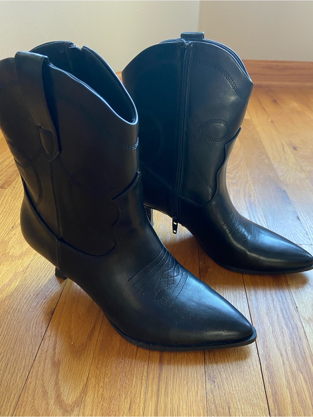 Universal Thread Western Boots | Black | Size 10 | Memory Foam Insole